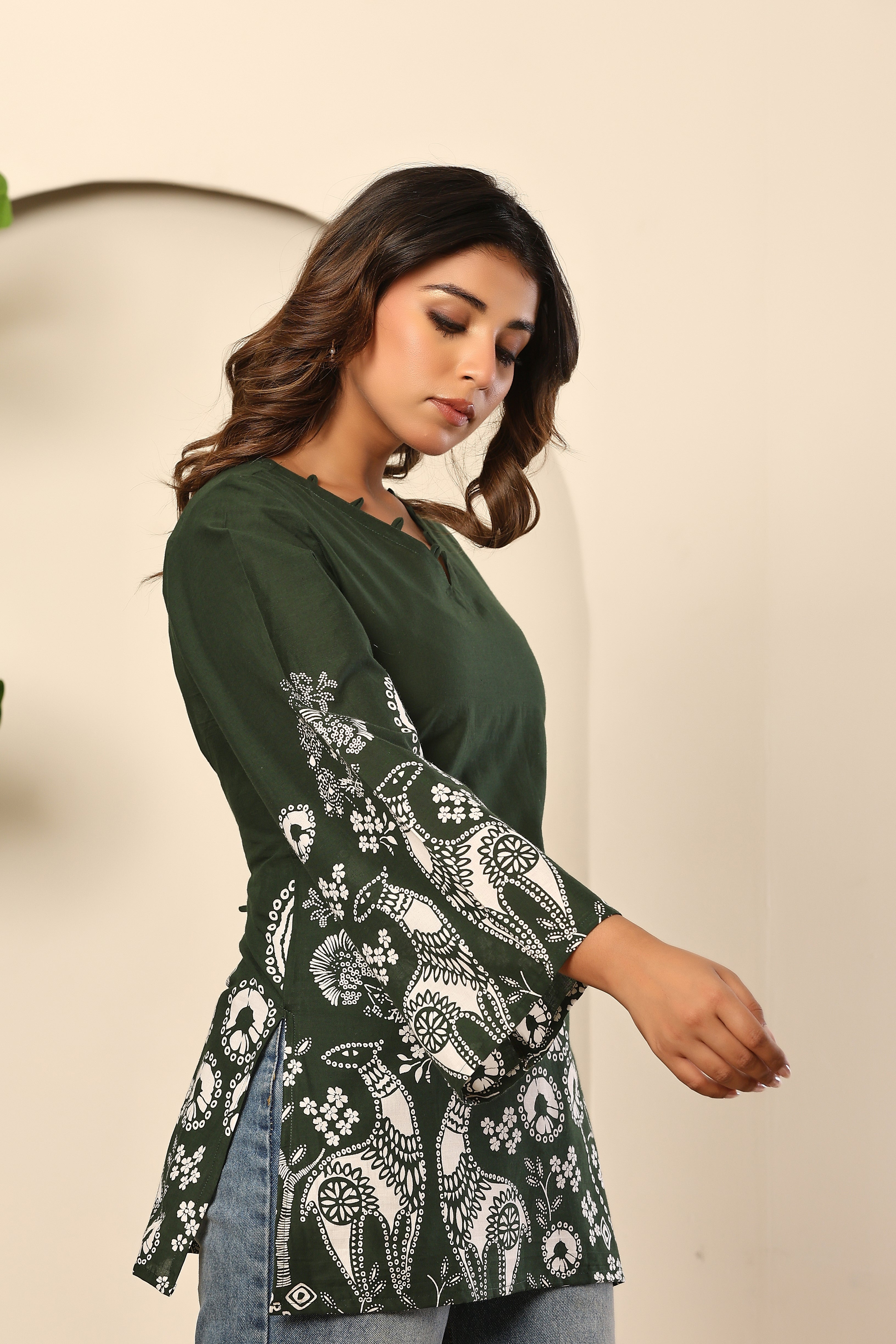 Inaaya Short Kurti