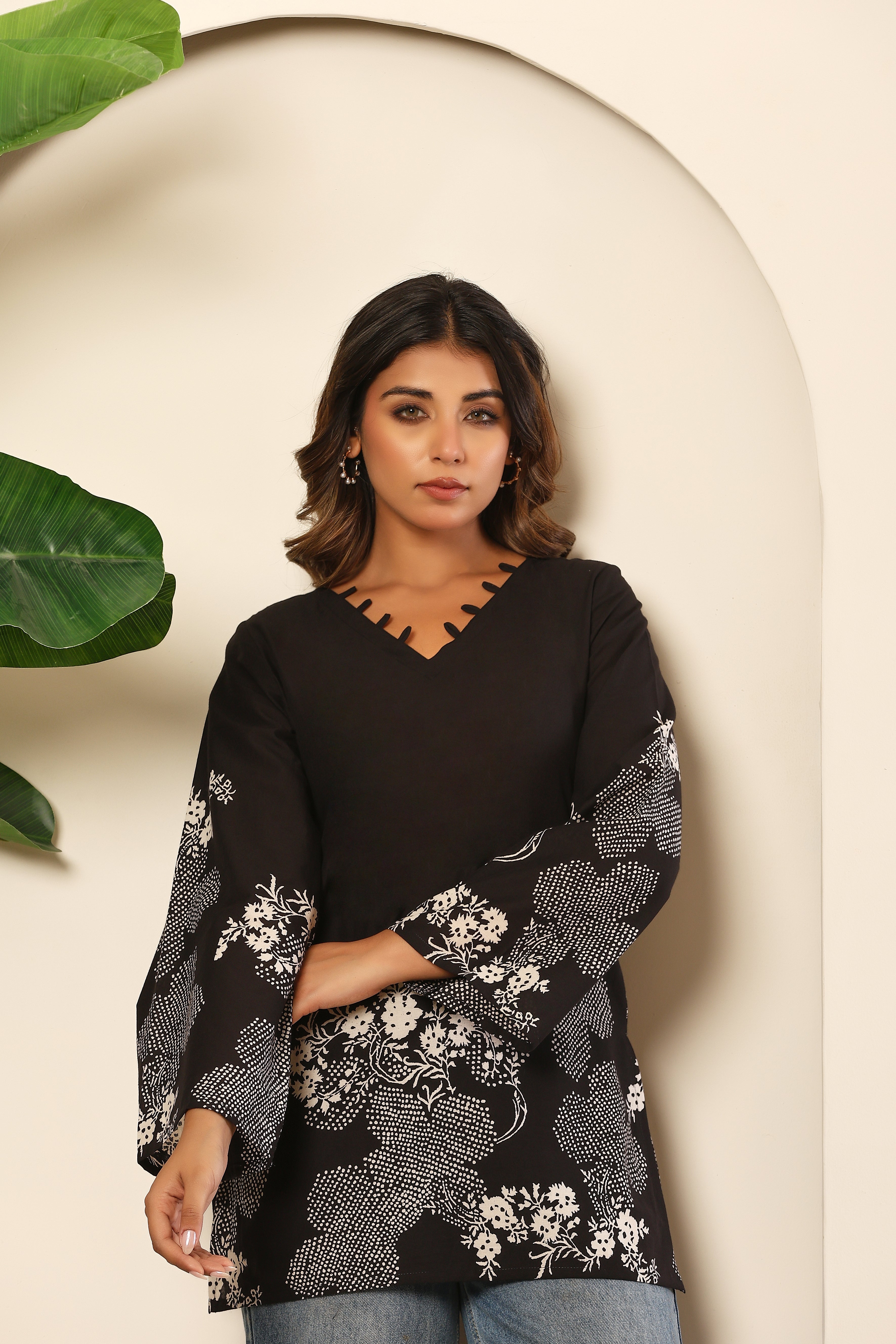 Aira Short Kurti