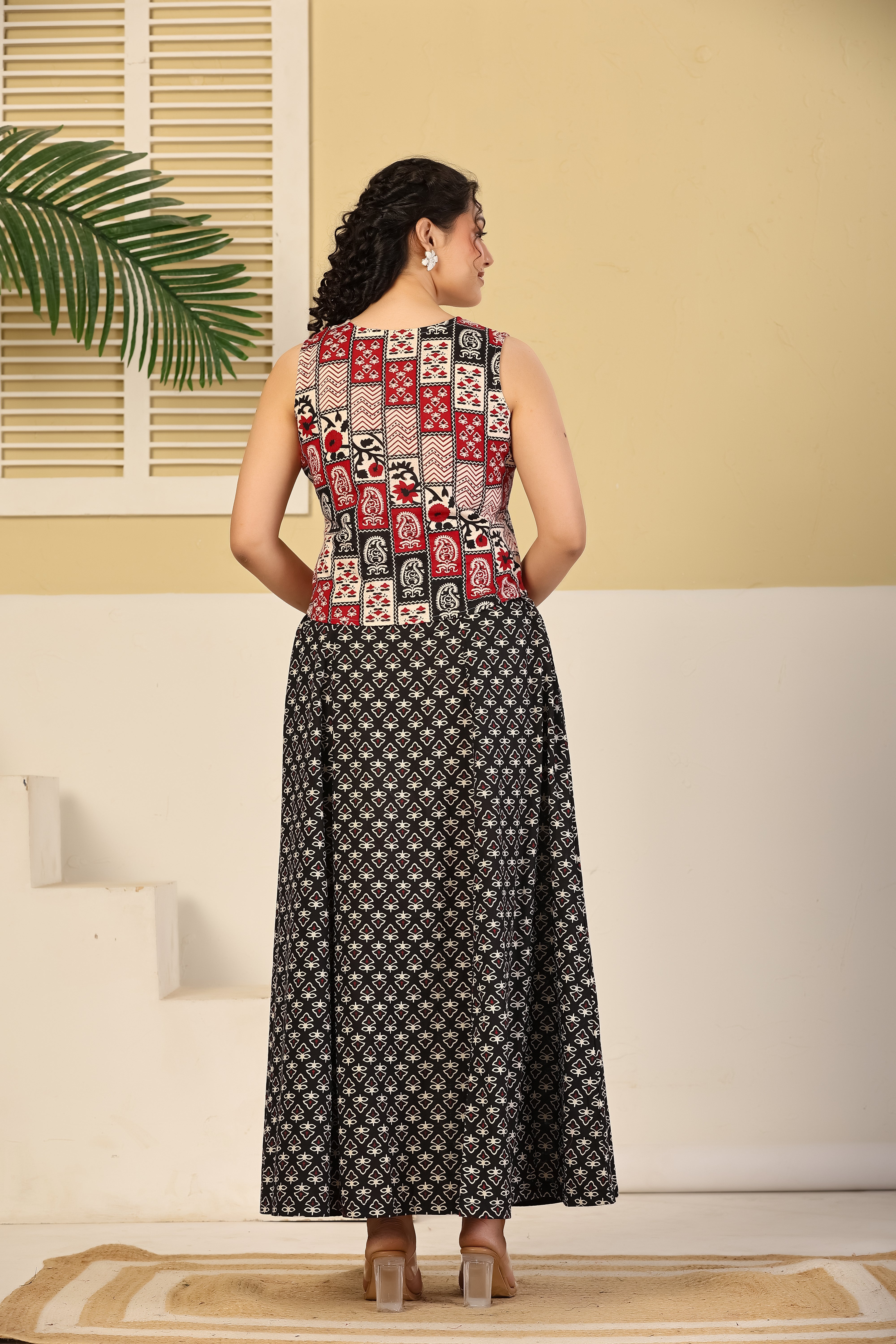 Red Patchwork Crop Top & Black Flared Skirt Set
